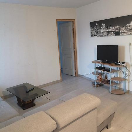 F1 1Er Etage 3 Personnes Apartment Aubenas Luaran gambar